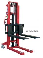 LiftMate 1000kg Manual Stackers with Adjustable Forks