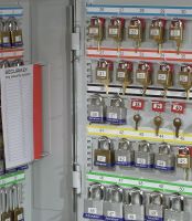 Single-Door-Key-Vault-Padlock-Cabinet